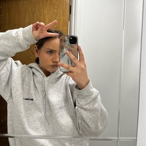 Meet your Posher, Grace